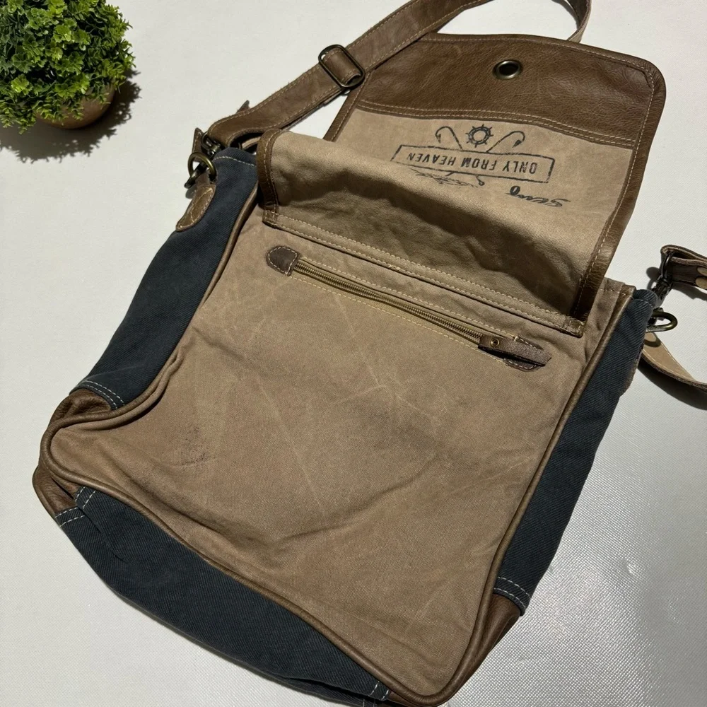 Clea Ray Upcycled Seafood‎ Lovers Canvas Messenger Crossbody Shoulder Tote Bag